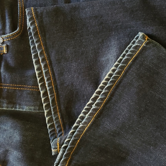 Talbots Heritage Bootcut Darkwash Jean (Petite) - Picture 10 of 10